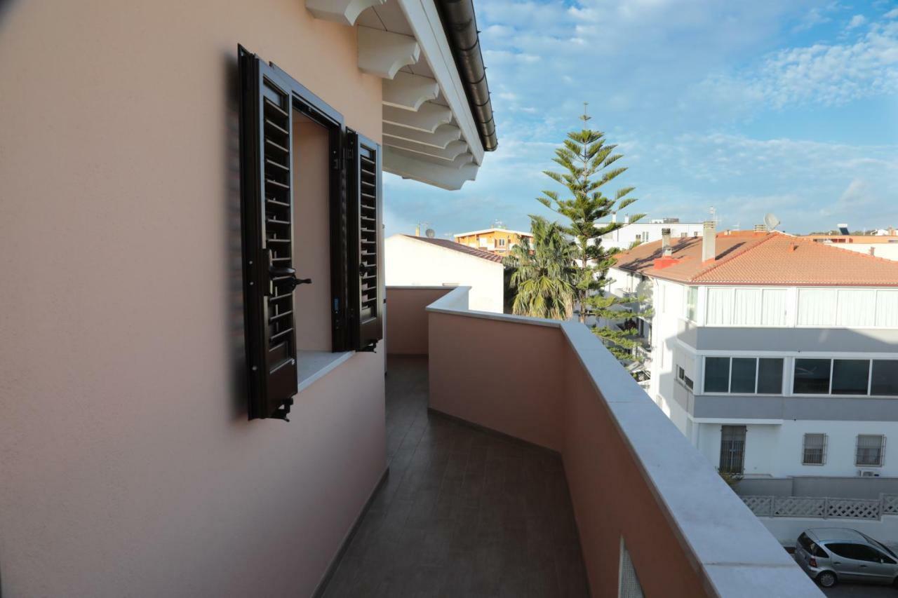 Suite Delle Rondini Apartment Алгеро Екстериор снимка